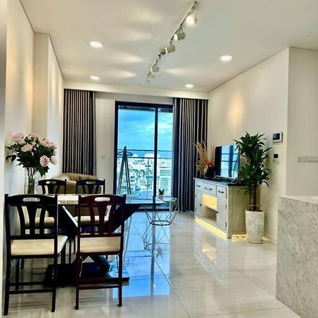 2 Bedroom Luxury Condo In City Central Thành Pho Ho Chí Minh Esterno foto