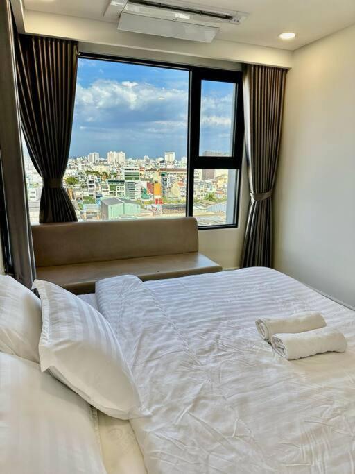 2 Bedroom Luxury Condo In City Central Thành Pho Ho Chí Minh Esterno foto